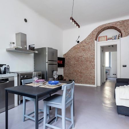 Stylish Industrial Flat Apartment มิลาน ภายนอก รูปภาพ